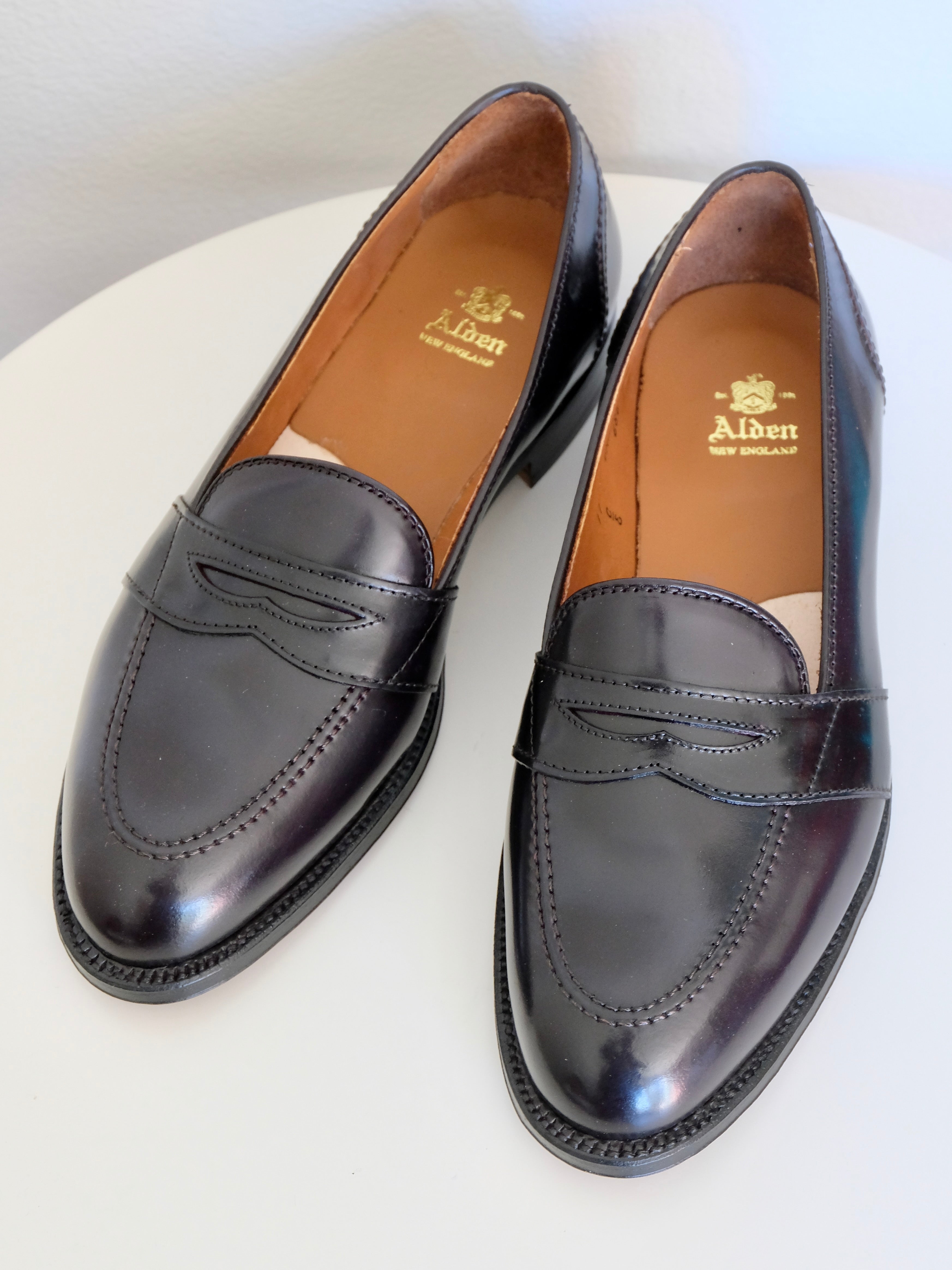 靴 alden 681 Full Strap Penny Loafer 681 Full Strap Penny Loafer in Black Calfskin, Aberdeen Last