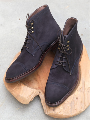 Carmina Shoemaker Jumper Boots in Navy Suede