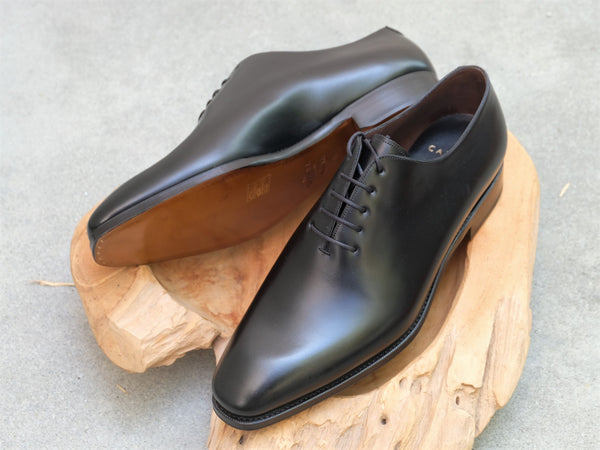 Carmina Shoemaker Wholecut Oxford in Black Calf