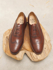 Bow-Tie Shoes Bartlett Wingtip Adelaide in Brown Calf